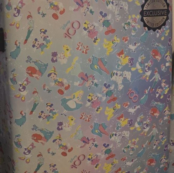 Disney100 luggae - Picture 8 of 10
